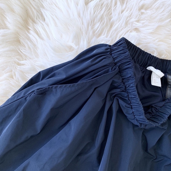 H&M Navy Blue Flare Circle Mini Skirt - Picture 5 of 7